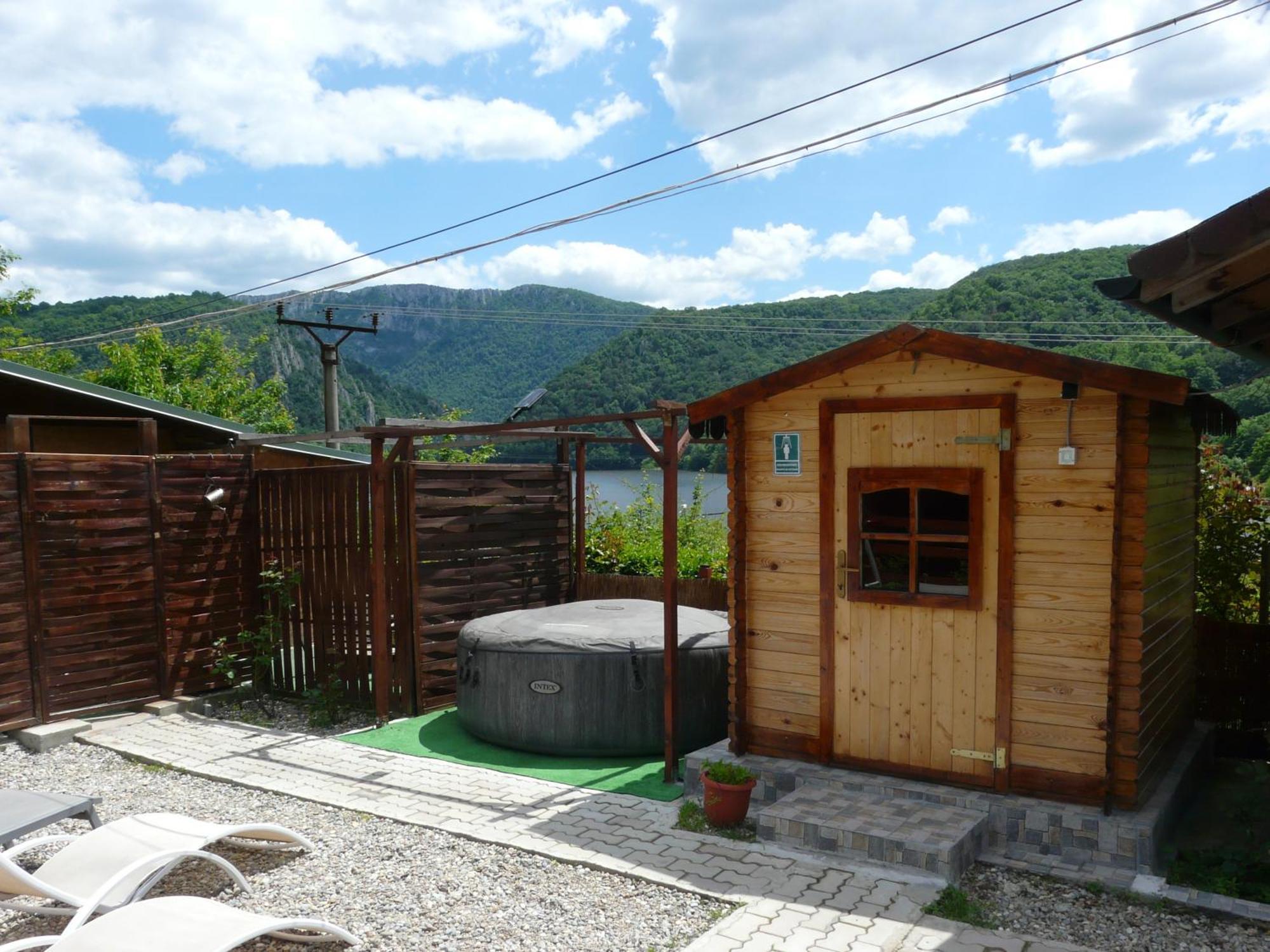 Clisura Dunarii Casutele Danca Ogradina Exterior foto