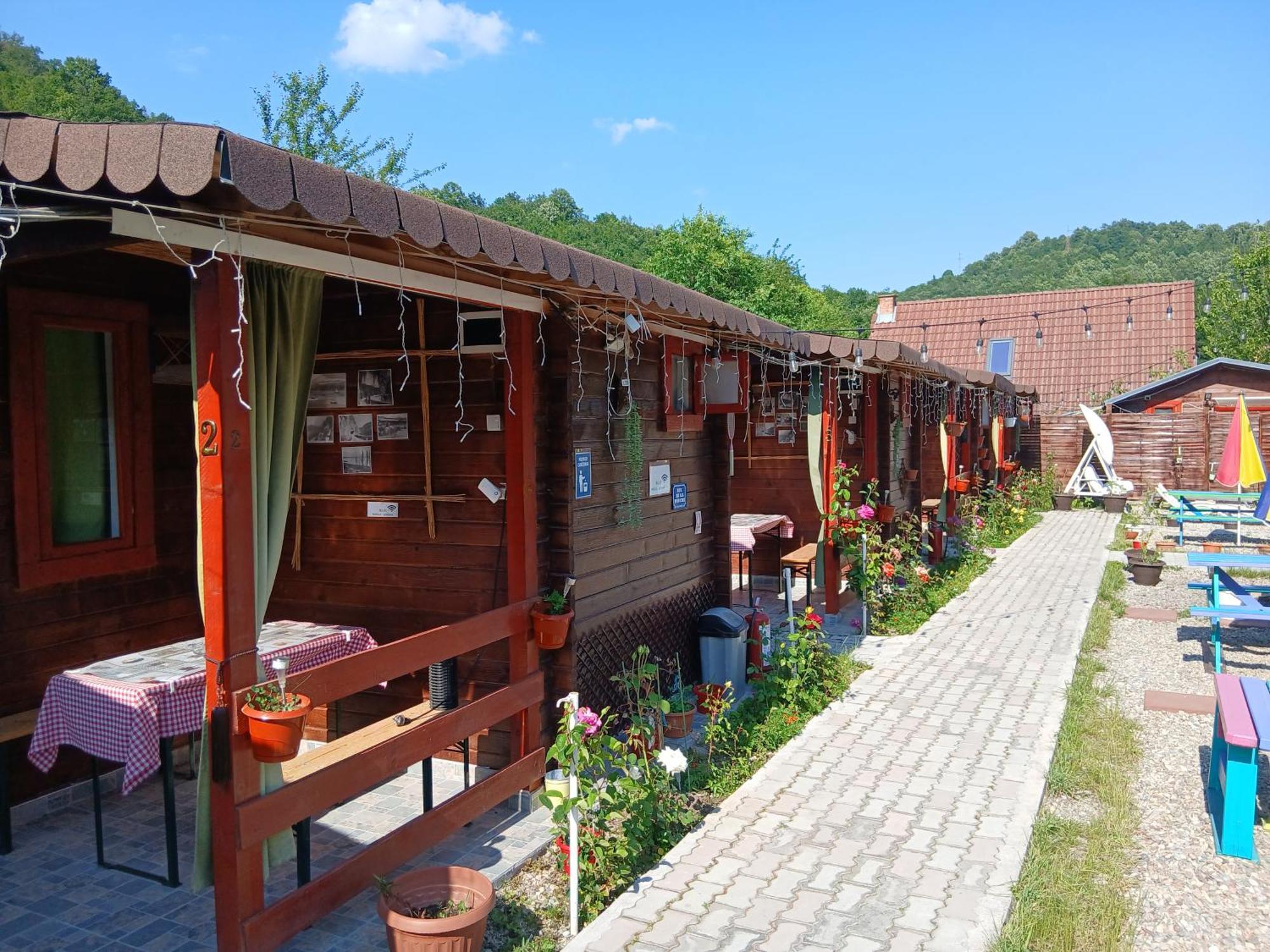 Clisura Dunarii Casutele Danca Ogradina Exterior foto